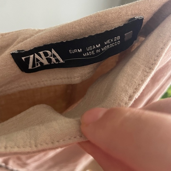 ZARA STRETCH ECRU
SLIT Button Straight Khaki Linen
SKIRT MIDI RARE - Picture 7 of 7